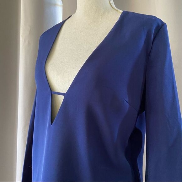 Kendall & Kylie Deep V Long Sleeve Tunic M NWT - Picture 2 of 4